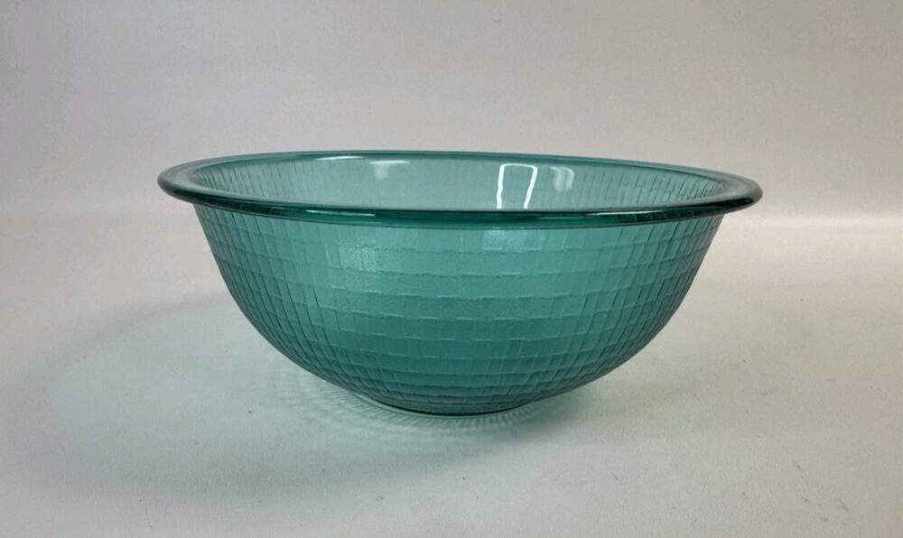 Pyrex Peacock Teal Basketweave Glass Mixing Bowl 325 2.5 qt USA RARE Excellent
